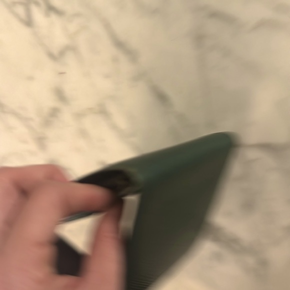 Preloved Vintage Dark Green Louie Vuitton Men's  Wallet - Picture 7 of 10